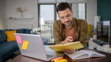 Distanced Learning Student
