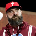 Jason Kelce est un peu nerveux pour Travis Kelce et Taylor Swift
