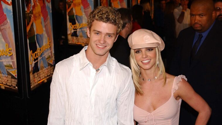 Justin Timberlake a rompu avec Britney Spears par SMS, affirme-t-elle dans de nouveaux mémoires Justin Timberlake a rompu avec Britney Spears par SMS, affirme-t-elle dans de nouveaux mémoires