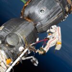 La NASA établit une couverture en direct de la sortie dans l'espace des cosmonautes à l'extérieur de la Station spatiale La NASA établit une couverture en direct de la sortie dans l'espace des cosmonautes à l'extérieur de la Station spatiale