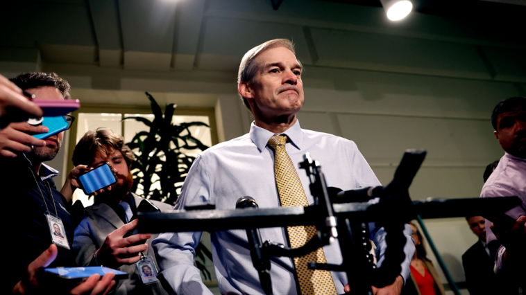 Le GOP abandonne Jim Jordan alors que le cirque du président de la Chambre s'éternise