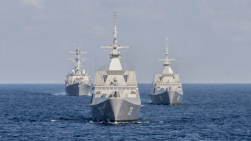 150722-N-MK881-015 SOUTH CHINA SEA (July 21, 2015) The Republic of Singapore Navy’s RSS Intrepid (69), right, RSS Supreme (73), center, and the Arleigh Burke-class guided missile destroyer USS Lassen (DDG 82), left, trail the littoral combat ship USS Fort Worth (LCS 3) during the underway phase of Cooperation Afloat Readiness and Training (CARAT) Singapore 2015. CARAT is an annual, bilateral exercise series with the U.S. Navy, U.S. Marine Corps and the armed forces of nine partner nations. (U.S. Navy photo by Mass Communication Specialist 2nd Class Joe Bishop/Released)