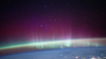Les astronautes de l'ISS plongent dans les expériences de physique spatiale et la recherche humaine
