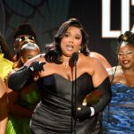 Lizzo accepte une récompense humanitaire à la suite d'un autre procès Lizzo accepte une récompense humanitaire à la suite d'un autre procès