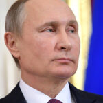 Poutine ne « protège » pas les Russes de souche en Ukraine ou ailleurs cc The Russian Presidential Press and Information Office, modified, https://commons.wikimedia.org/wiki/File:Vladimir_Putin_%282017-01-17%29.jpg