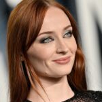 Sophie Turner revient sur Instagram avec un peu d'aide de Taylor Swift Sophie Turner revient sur Instagram avec un peu d'aide de Taylor Swift