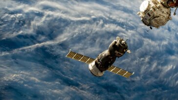 Station spatiale internationale : enquêtes sanitaires, maintenance de la charge utile et compte à rebours des départs