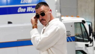 Travis Kelce est un « acheteur impulsif » avec plus de 300 paires de chaussures