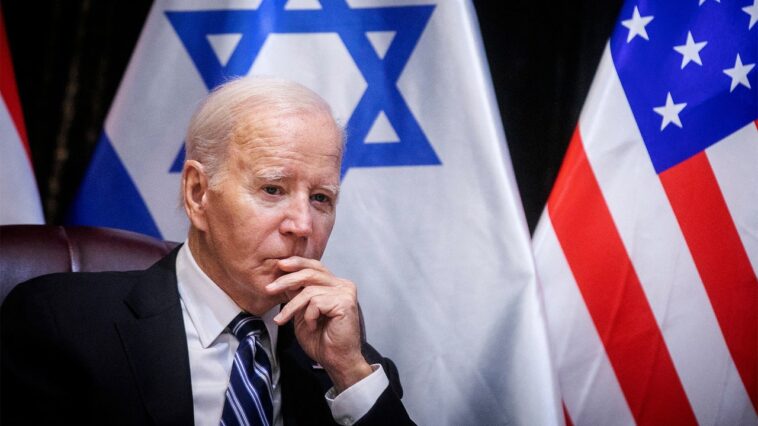 Un haut responsable du Département d’État démissionne pour protester contre le « soutien aveugle » de Biden à Israël