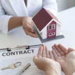 Une crise sanitaire cachée : l'impact surprenant de la location sur la biologie humaine Rent Buying a House