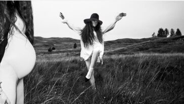 « Une sorte de renaissance, accompagnée d'un exorcisme » : la photographe Emma Summerton à propos de son nouveau spectacle