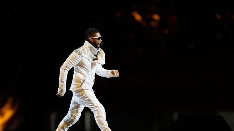 Usher sera la tête d'affiche du spectacle de la mi-temps du Super Bowl 2024 Usher sera la tête d'affiche du spectacle de la mi-temps du Super Bowl 2024