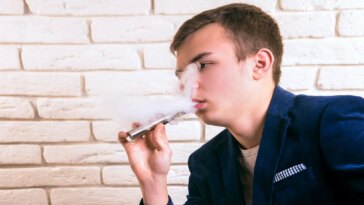 Teen Vaping eCigarette