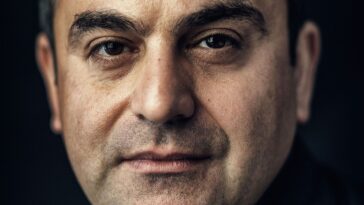 « Cela a marqué le début d’une nouvelle ère de chaos » : Ali Soufan parle d’un mois de guerre entre Israël et Gaza – et ce qui va suivre