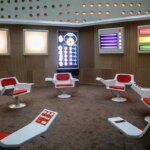 De Cybersyn à la synthèse sociale : concevoir une révolution Cybersyn Operations Room