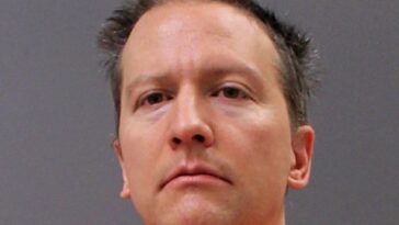 Derek Chauvin, reconnu coupable du meurtre de George Floyd, poignardé dans une prison fédérale : rapports