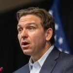 Drag Queens : 1, Ron DeSantis : 0 Drag Queens : 1, Ron DeSantis : 0