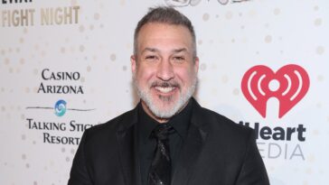 « Il n'y a rien de gênant » : Joey Fatone à propos de l'élimination de la graisse et de l'obtention de bouchons de cheveux