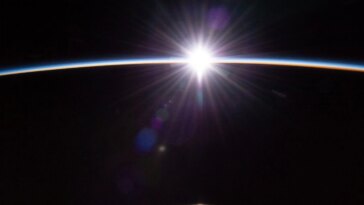 Jongler entre la physique effrayante des atomes et les mystères de l'immunité sur la Station spatiale