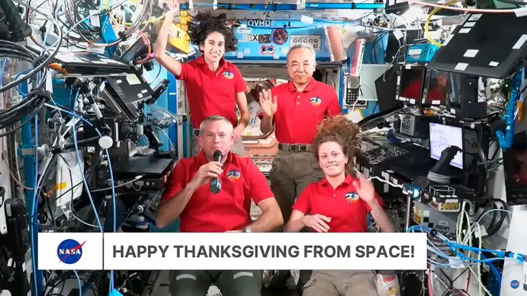 Joyeux Thanksgiving depuis l'espace !