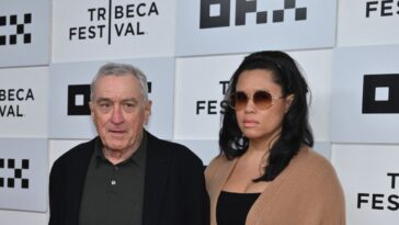 La petite amie de Robert De Niro à propos de l'ancien assistant qui le poursuit en justice : "Une femme blanche très célibataire"