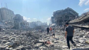 cc Wafa (Q2915969) in contract with a local company (APAimages)‏‏, modified, https://commons.wikimedia.org/wiki/File:Damage_in_Gaza_Strip_during_the_October_2023_-_27.jpg