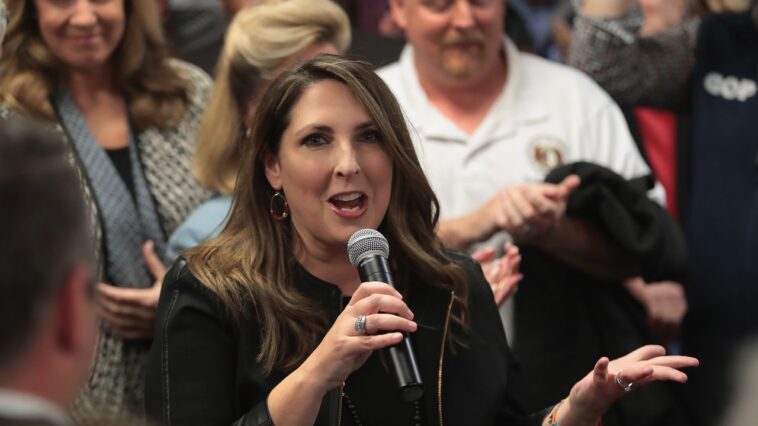 Le président du RNC déclare que les républicains devraient s'exprimer davantage sur leur volonté de restreindre l'avortement, malgré des pertes massives pour avoir tenté de restreindre l'avortement Le président du RNC déclare que les républicains devraient s'exprimer davantage sur leur volonté de restreindre l'avortement, malgré des pertes massives pour avoir tenté de restreindre l'avortement