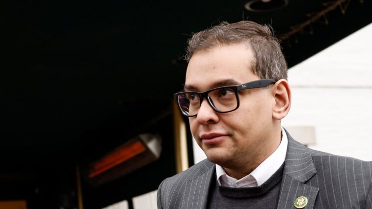 Le représentant George Santos, menacé d’expulsion, déclare que le Congrès est rempli de « criminels à gogo » Le représentant George Santos, menacé d’expulsion, déclare que le Congrès est rempli de « criminels à gogo »