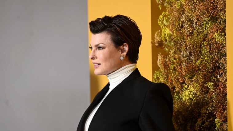 Linda Evangelista ne sort plus : « Je ne veux pas entendre quelqu'un respirer »