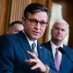 Mike Johnson a essentiellement admis que la campagne de destitution de Biden était une imposture partisane : rapport