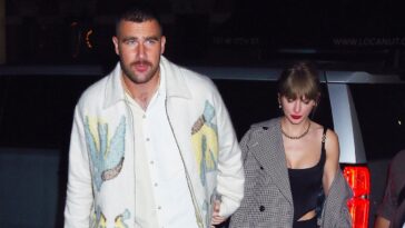 Taylor Swift exécute une course de 10 mètres digne du Temple de la renommée dans les bras de Travis Kelce