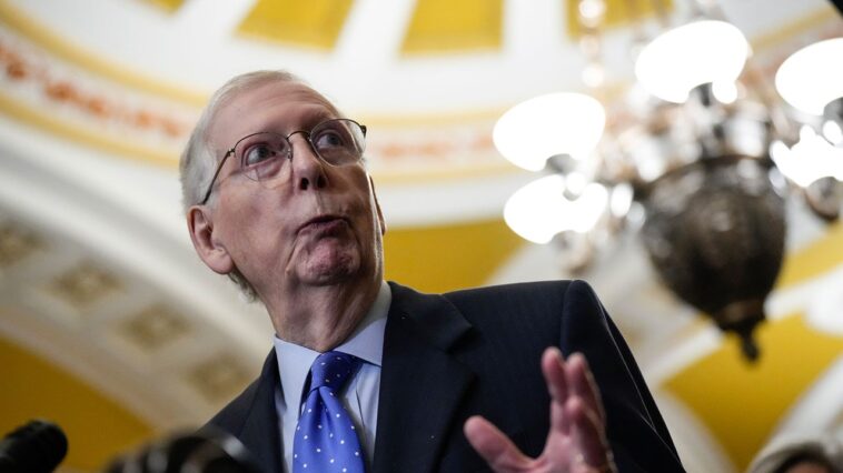 Une scission McConnell-Vance s'est ouverte sur le financement de l'Ukraine