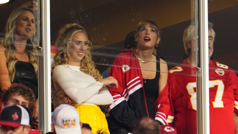 Taylor Swift se rend-elle à Green Bay pour encourager Travis Kelce lors du match NFL de dimanche ?