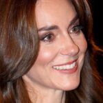 Le prince Louis ressemble à Kate Middleton sur une photo de Noël rétro