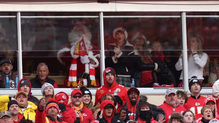 « Distraction » : Taylor Swift et Travis Kelce sont blâmés après la nouvelle défaite des Chiefs de Kansas City