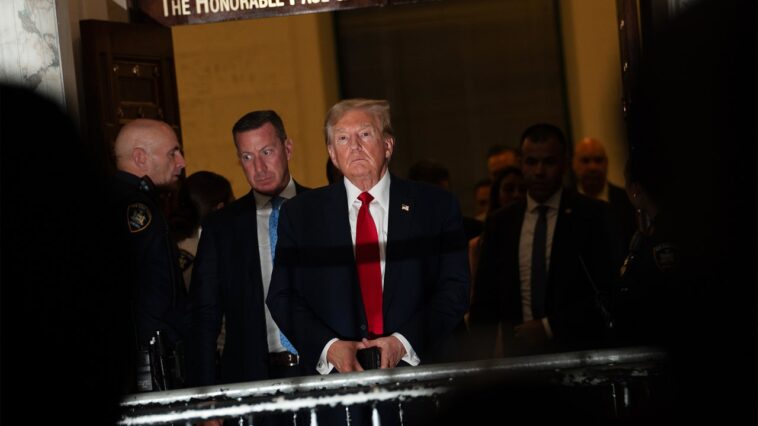 Jack Smith pourrait avoir une arme secrète contre Donald Trump à la Cour suprême Jack Smith pourrait avoir une arme secrète contre Donald Trump à la Cour suprême