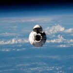 La descente retardée de Dragon : à l'intérieur de l'orbite de la santé et de la science de l'ISS