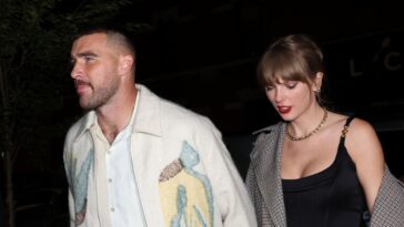 L'histoire d'origine de Taylor Swift et Travis Kelce confirme que son histoire de bracelet a plutôt fonctionné