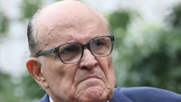 Rudy Giuliani dépose son bilan à la suite d'un jugement pour diffamation de 148 millions de dollars