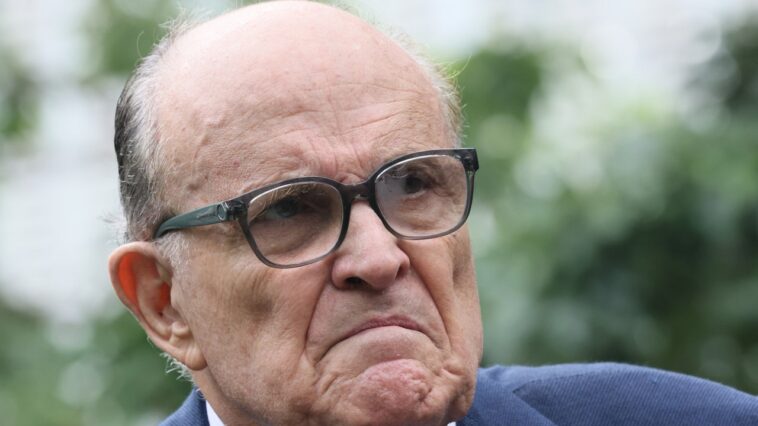 Rudy Giuliani dépose son bilan à la suite d'un jugement pour diffamation de 148 millions de dollars Rudy Giuliani dépose son bilan à la suite d'un jugement pour diffamation de 148 millions de dollars