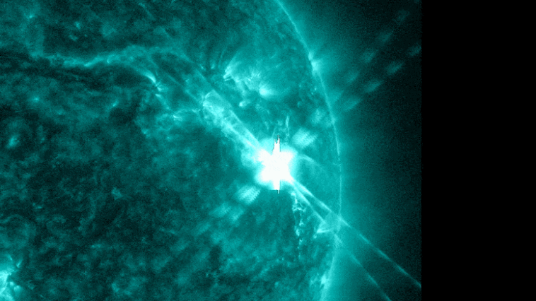 Sun libère sa puissante fureur X2.8 : la NASA capture un spectacle stellaire