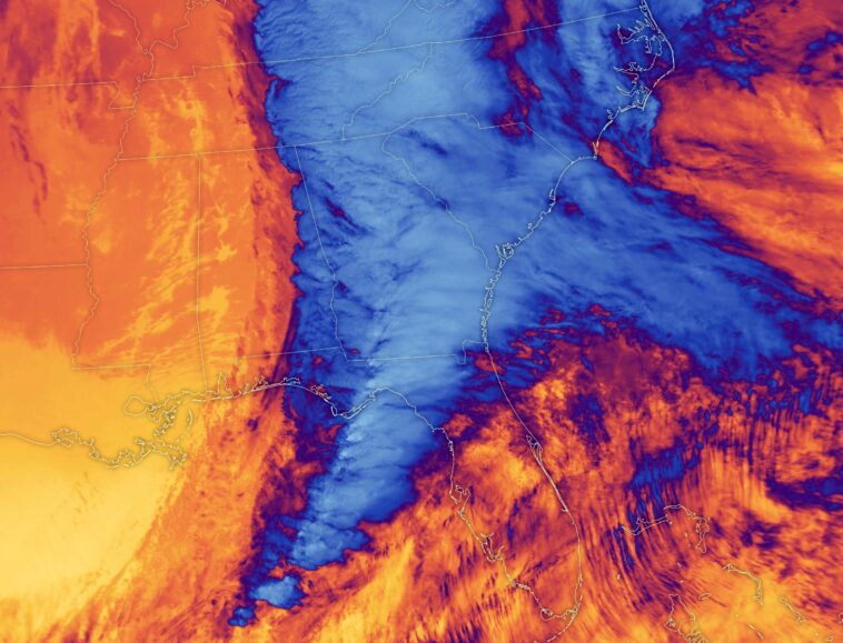 Batailles atmosphériques : comment les courants ascendants intenses ont façonné la tempête hivernale qui a frappé les États-Unis Batailles atmosphériques : comment les courants ascendants intenses ont façonné la tempête hivernale qui a frappé les États-Unis
