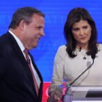 Chris Christie, sur un micro chaud, dit qu'il n'y a aucun moyen en enfer que Nikki Haley bat Donald Trump