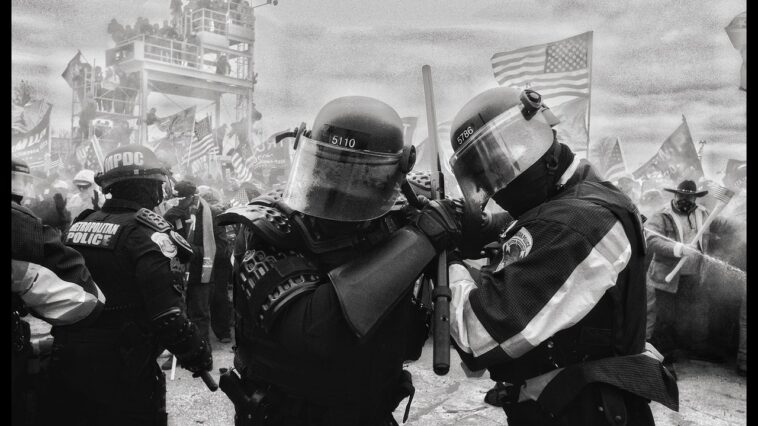 Il n’y a pas de « deux côtés » à la menace que représente Donald Trump pour la démocratie