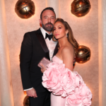 Jennifer Lopez défend le visage de la misère au repos de Ben Affleck : « Il est heureux. » Jennifer Lopez défend le visage de la misère au repos de Ben Affleck : « Il est heureux. »