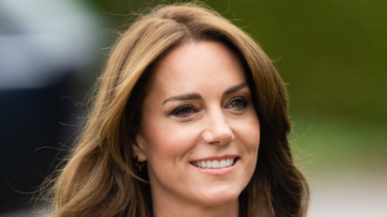 Kate Middleton sera hospitalisée jusqu'à deux semaines après une chirurgie abdominale