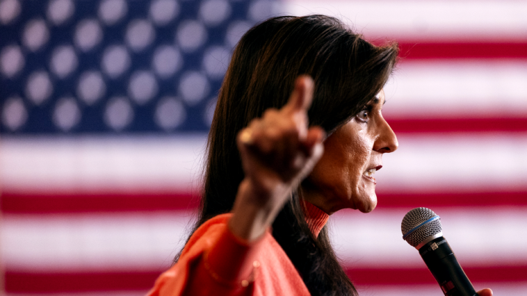 La tentative de Donald Trump d'altérer Nikki Haley est un outil familier de son manuel