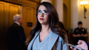 Lauren Boebert accusée d'avoir frappé son ex-mari au visage : rapport