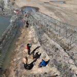 Le Texas refuse toujours de bouger dans son affrontement frontalier avec Biden Le Texas refuse toujours de bouger dans son affrontement frontalier avec Biden