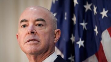 Les Républicains de la Chambre dévoilent les accusations de mise en accusation contre le secrétaire du DHS, Alejandro Mayorkas